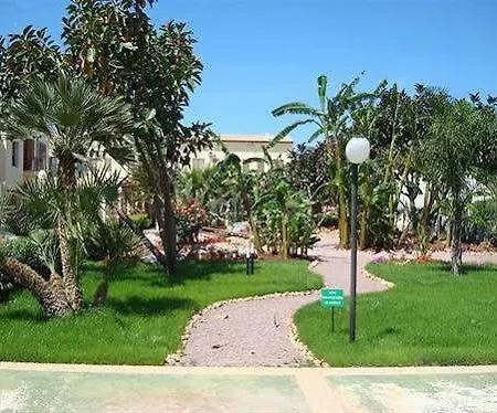 Aparthotel Le Palme Di Conturrana Tropicale 2*