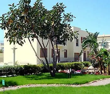 Le Palme Di Conturrana Tropicale Aparthotel
